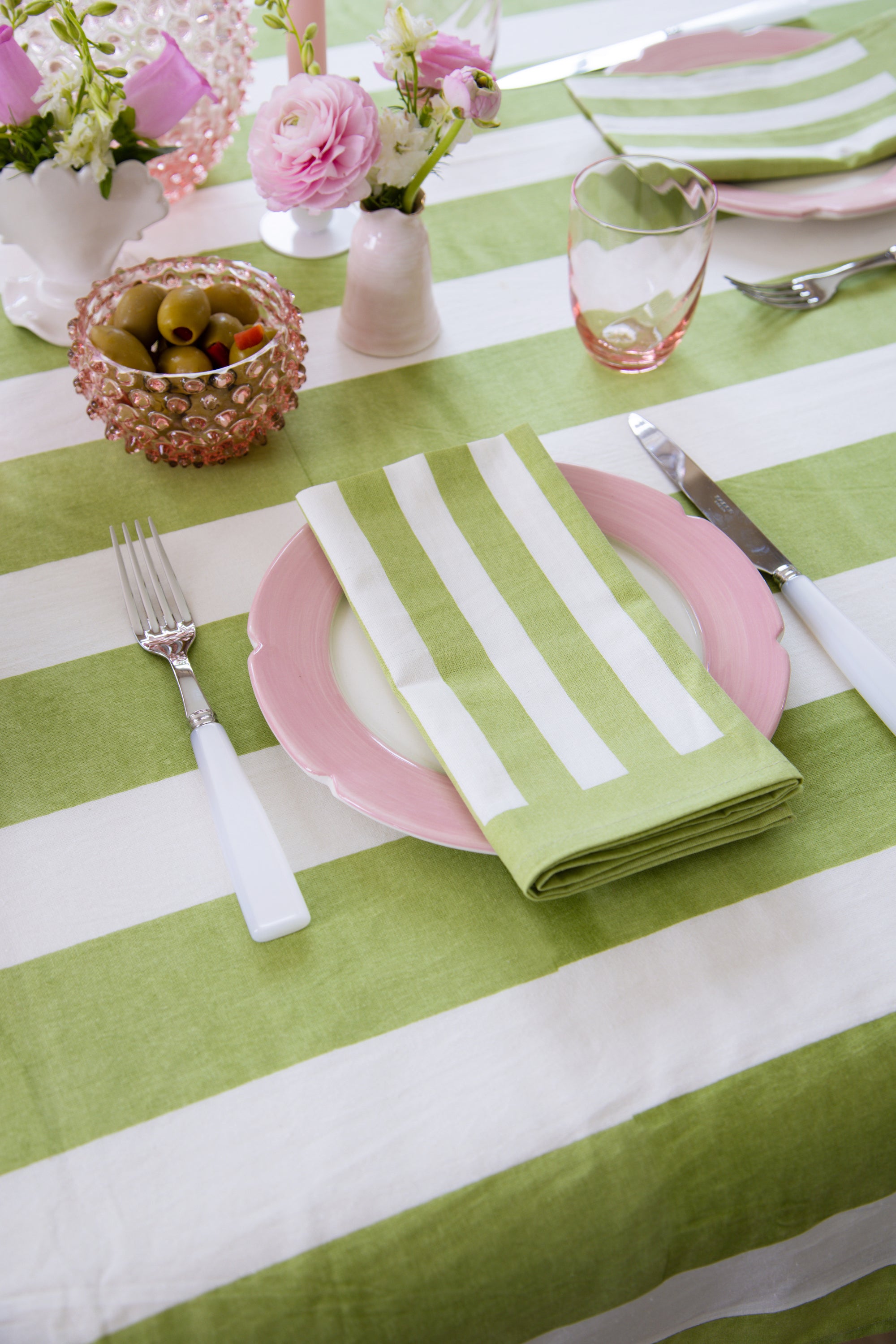 Stripe table cloth in apple green