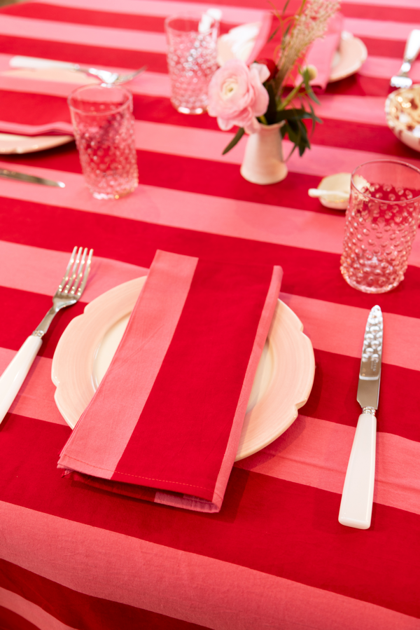 Red & pink stripe table cloth & napkin