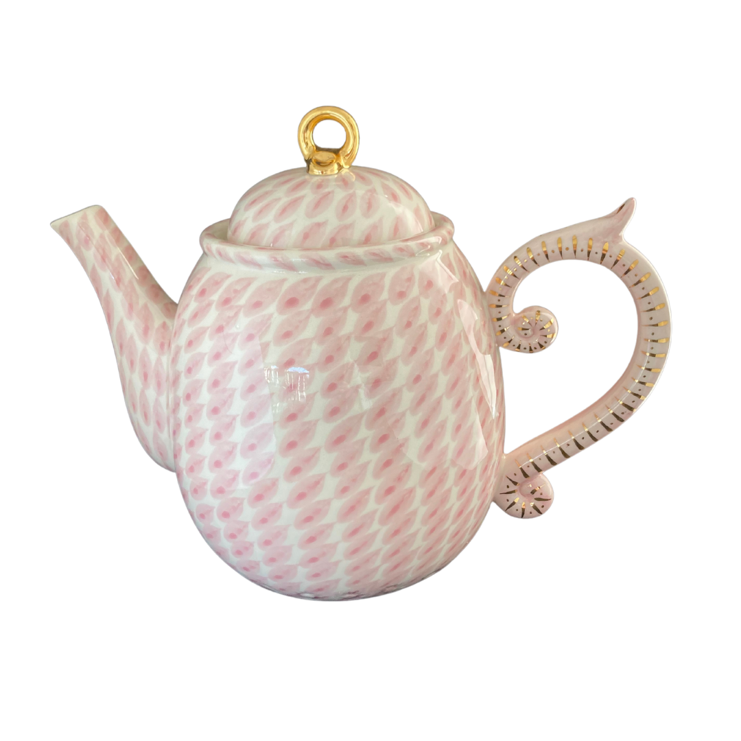 Teapot | Dash Pattern | Pink