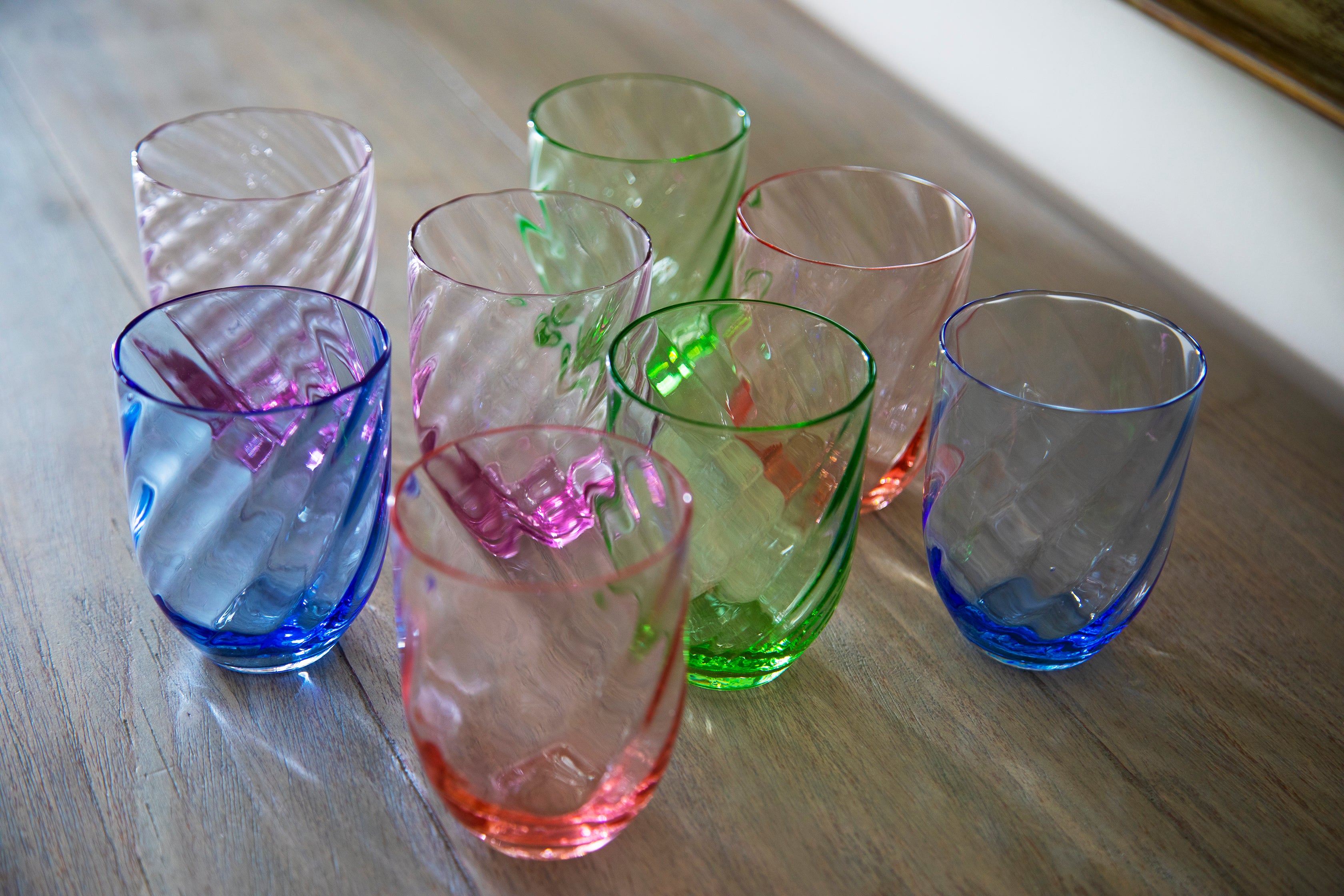 Coloured swirl crystal tumblers | osski