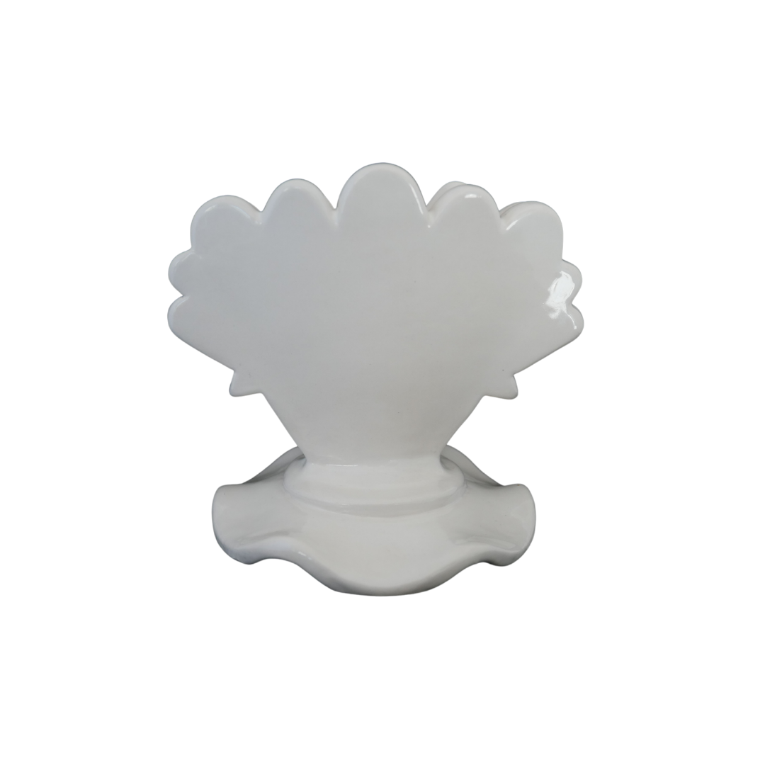 Scalloped posy vase | white gloss | osski