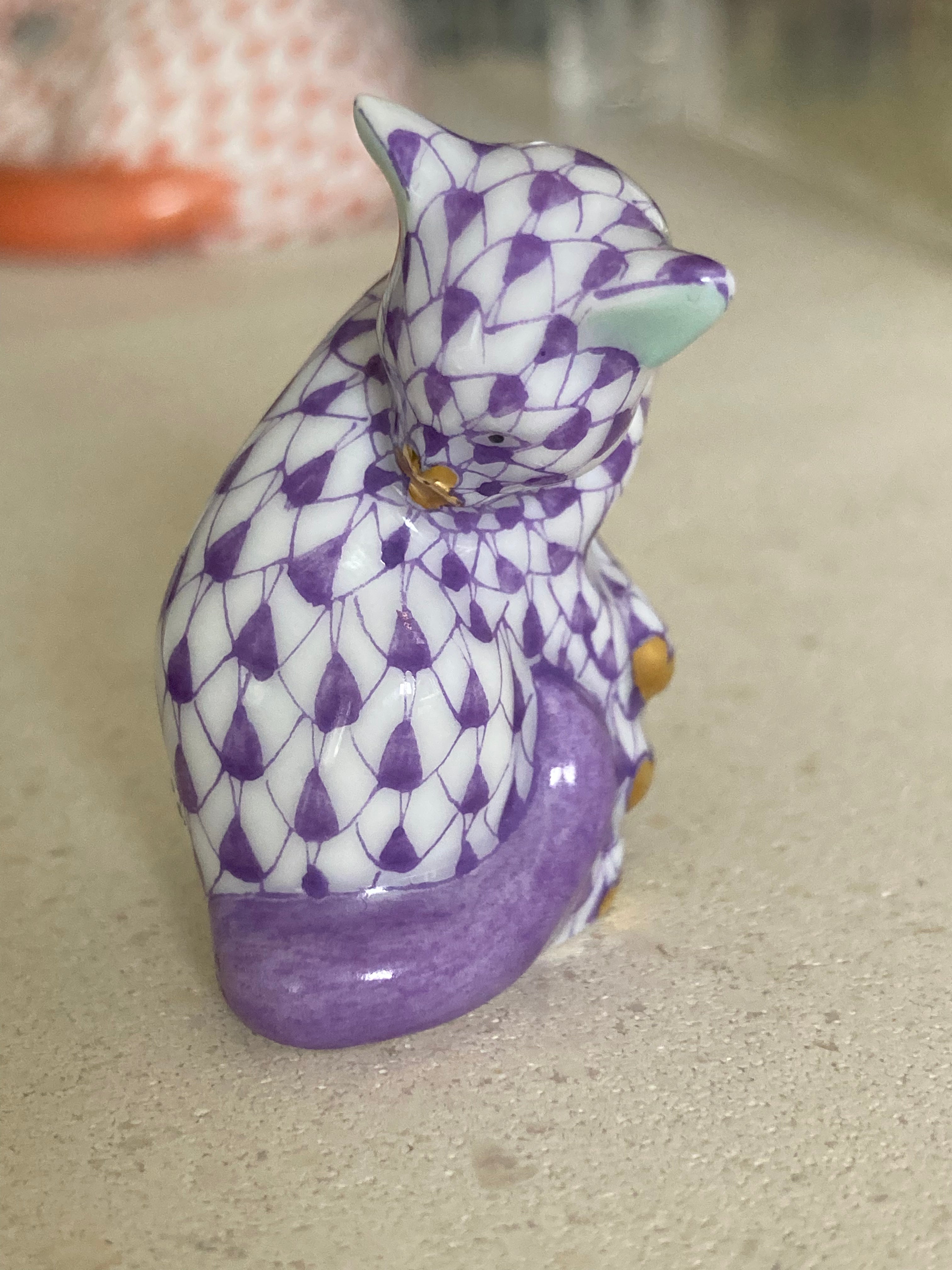 Small Vintage Herend lilac sitting cat