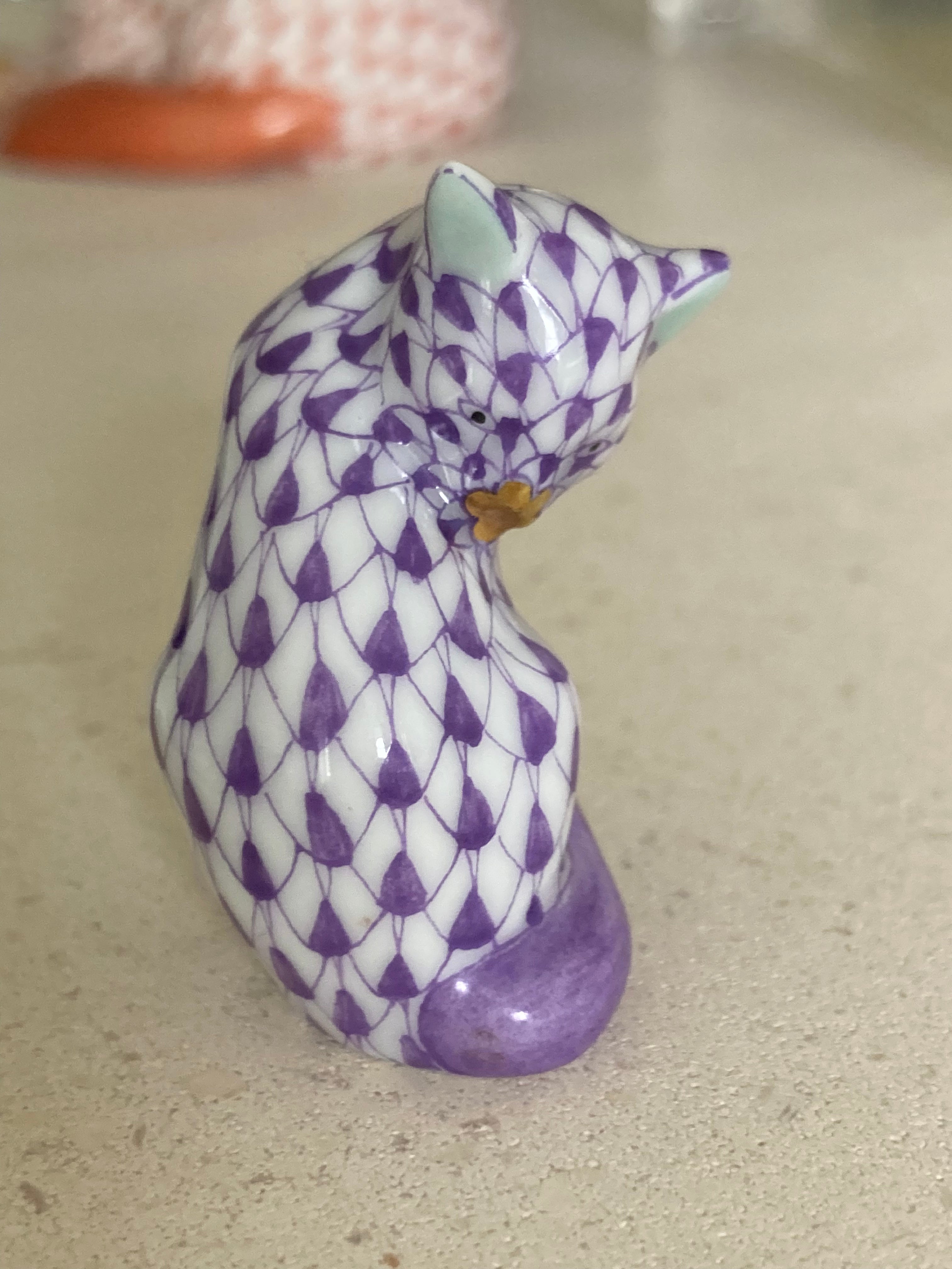 Small Vintage Herend lilac sitting cat