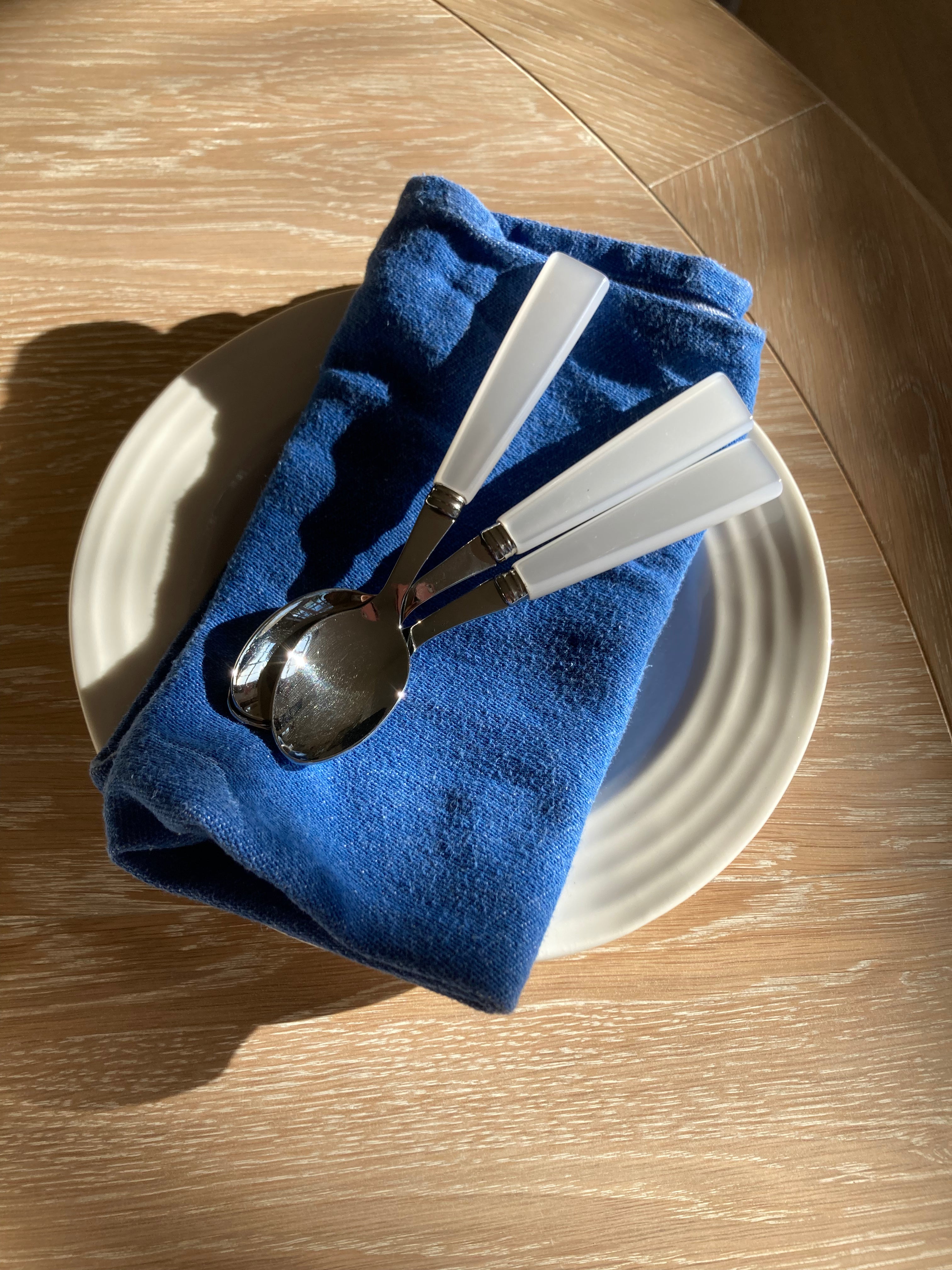 Sabre Icone white teaspoons