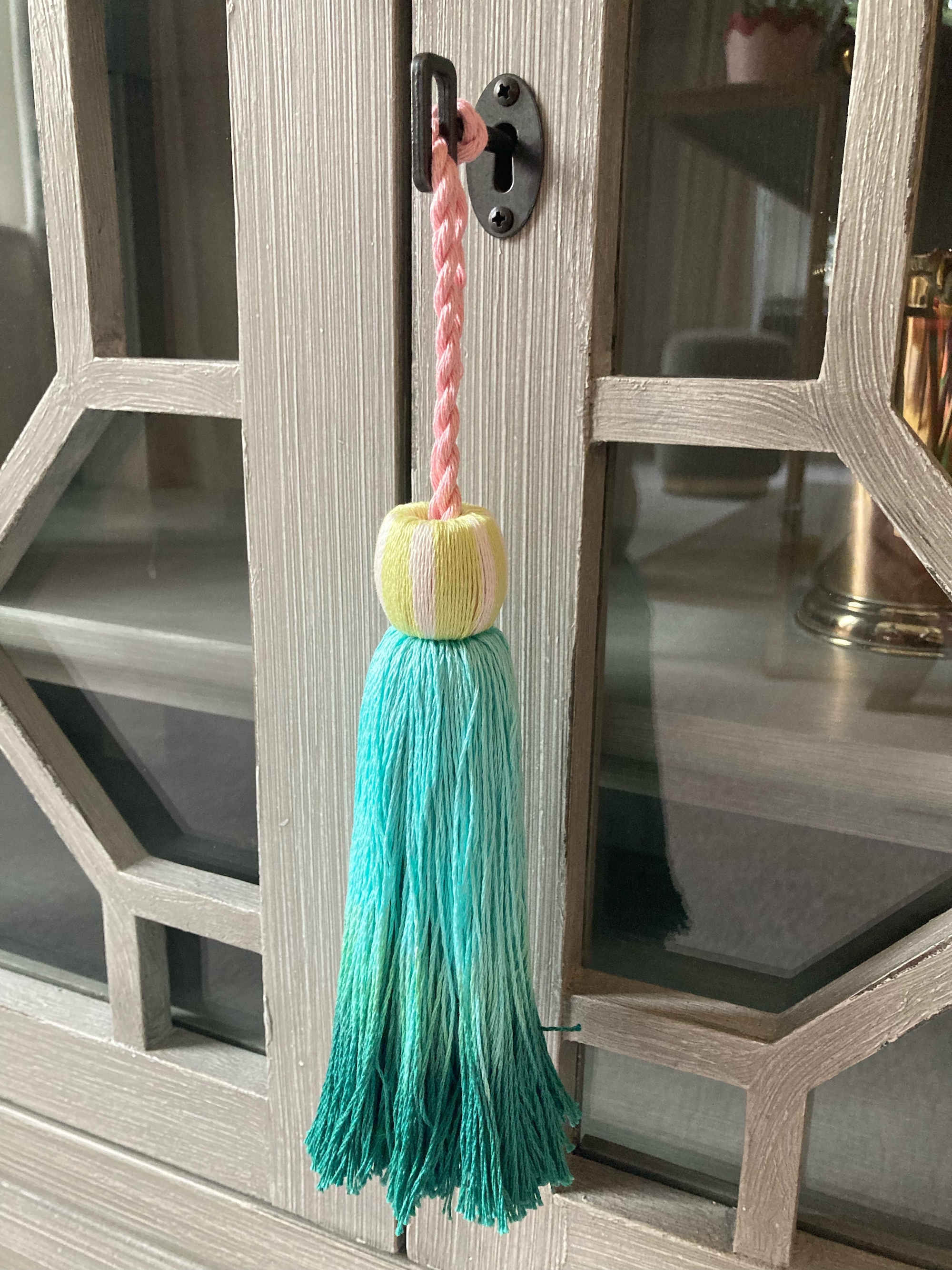 Key tassel | Turquoise | Jessica light