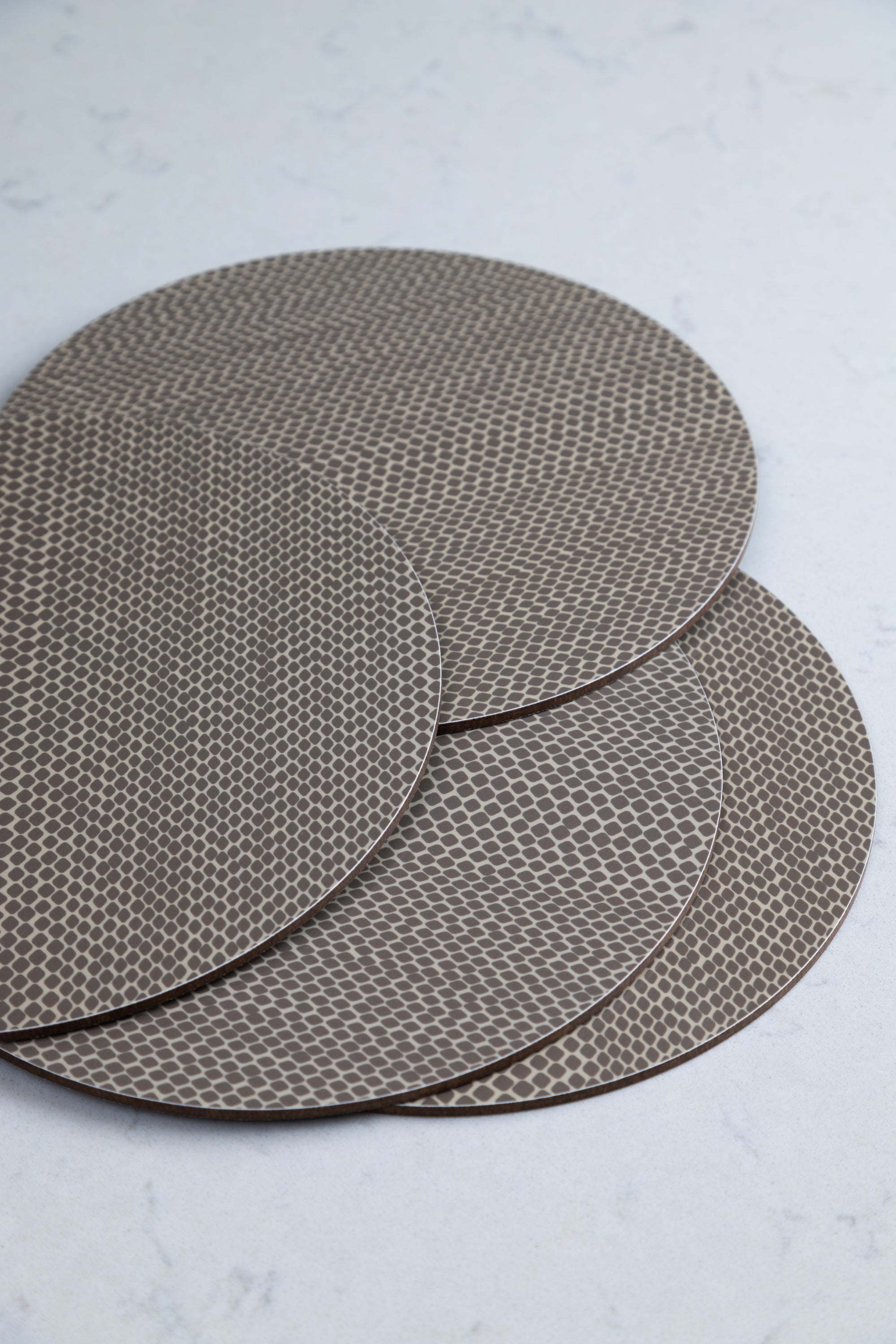 Set of 4 snake print placemats in mole