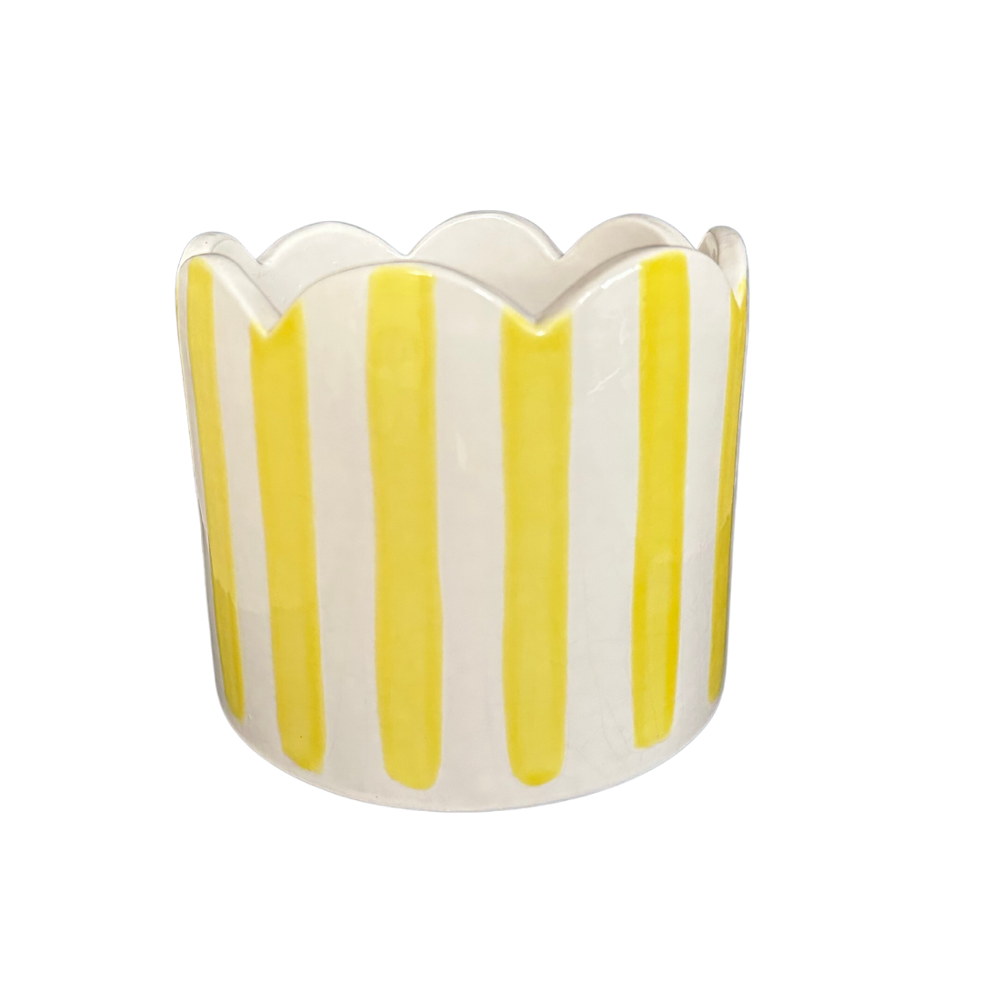 Scalloped Planter | Yellow Stripe