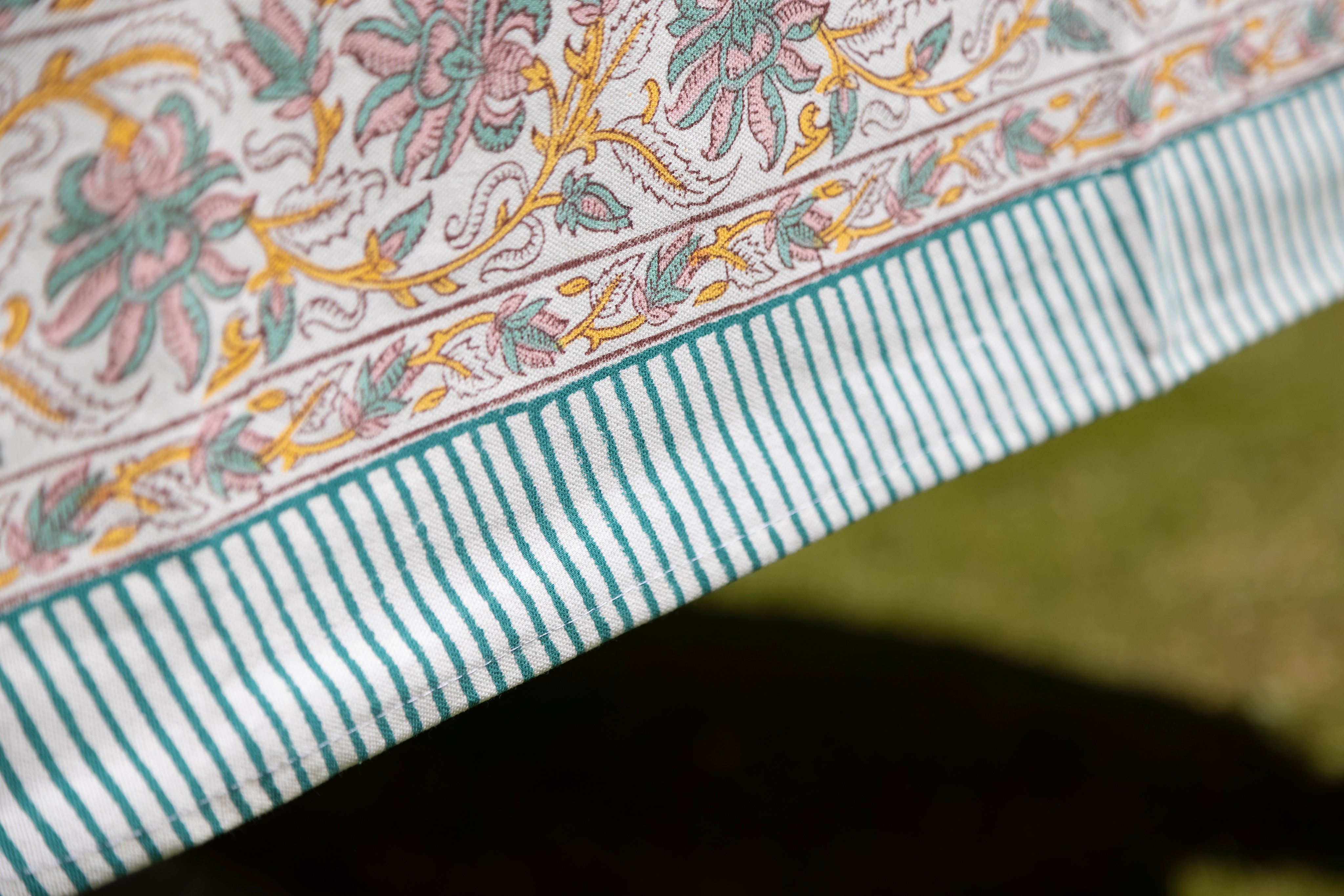 Table cloth | Tropical Paradise design | Pink, green & peach